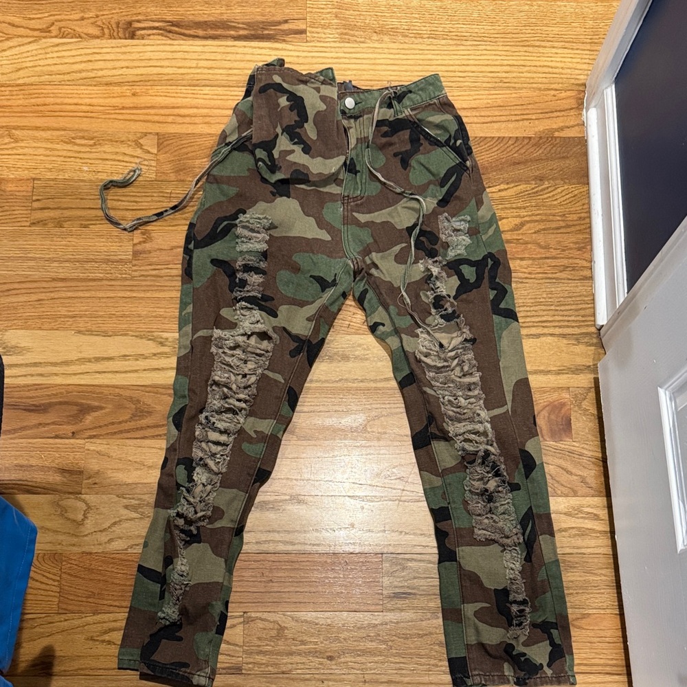 Camouflage Distressed Pants